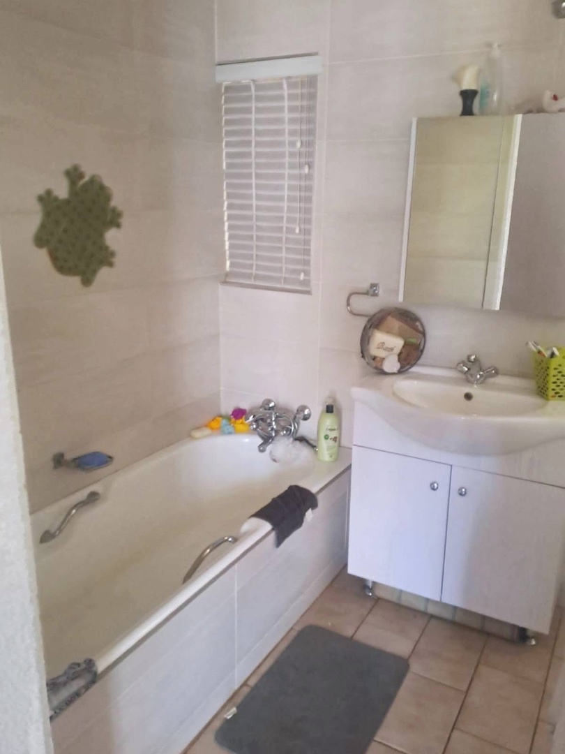 4 Bedroom Property for Sale in Orkney North West